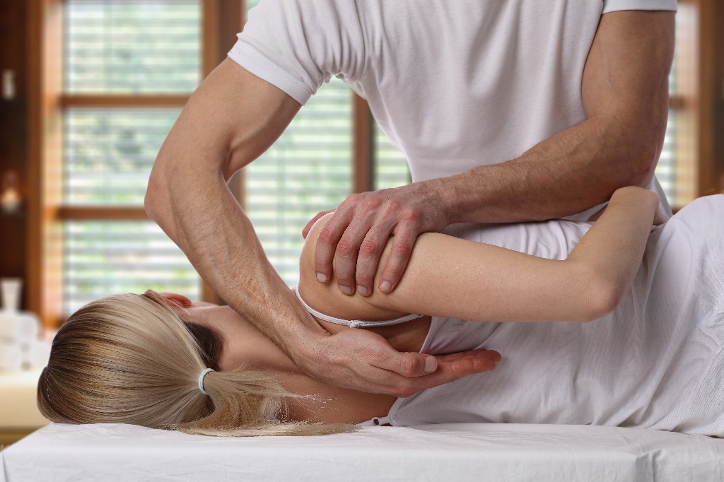 CL�NICA ALCORC�N. Accidentes de Tr�fico. Centro M�dico. Fisioterapia a domicilio en Alcorc�n - Fisiocasa