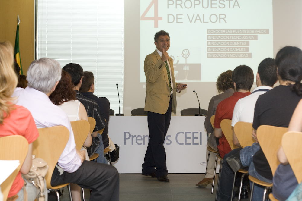 Premios CEEI IMPIVA 2011. Don Emilio Llopis (Socio Consultor de Garrigos y Llopis)