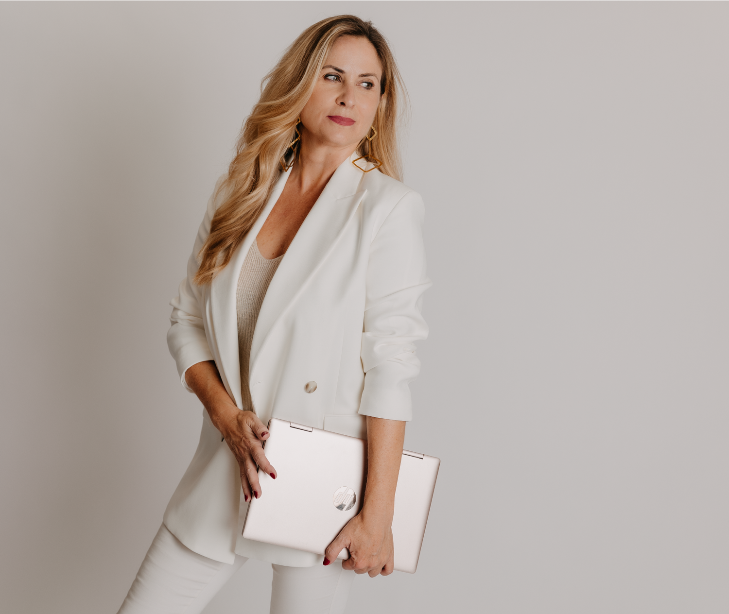 Pilar Fern�ndez Mentora y Coach de Negocios de Belleza