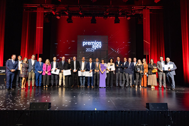 Marcos G�mez, CEO de Yurest, reconocido como Joven Empresario del A�o en los Premios AJEV 2025