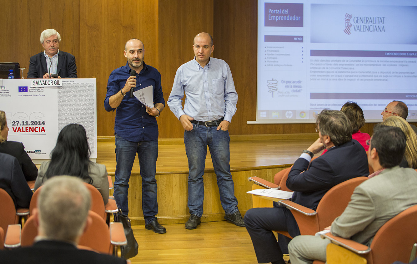Jos� Domingo Mart�nez y Javier Gonz�lez, presentaci�n DPECV2014