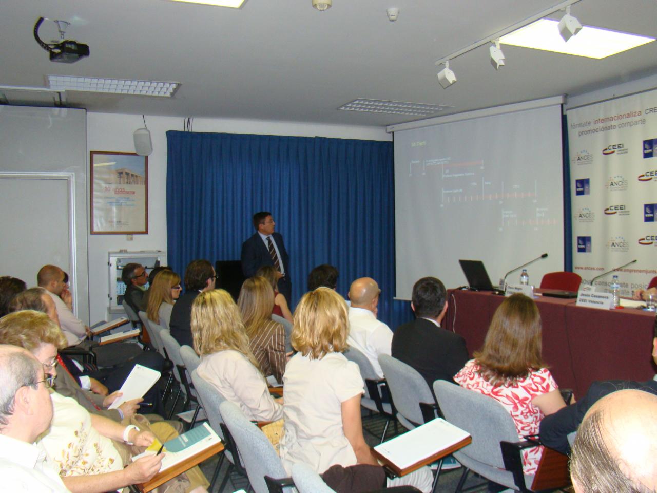 Foro de financiaci�n para la innovaci�n Valencia 13