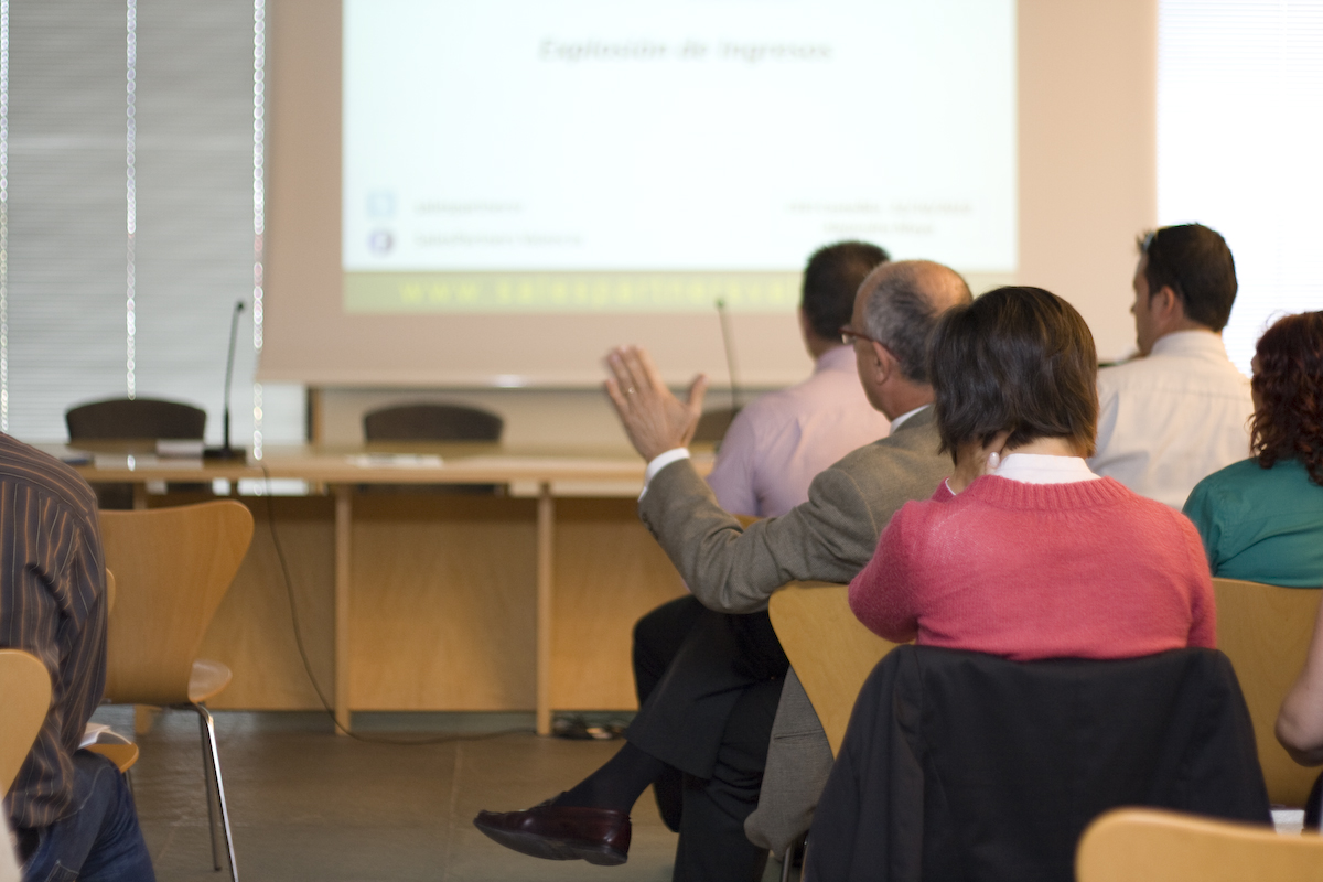 participaci�n asistentes jornada "Descubre c�mo aumentar tus ingresos"
