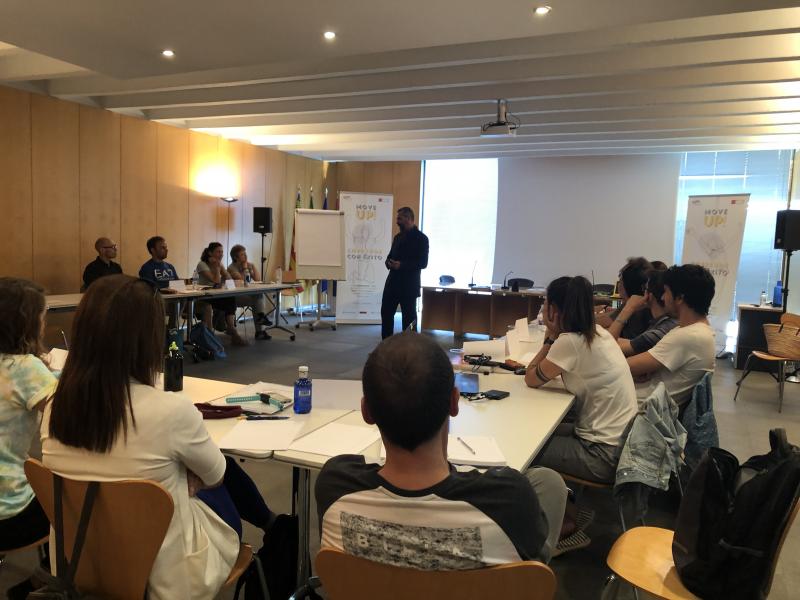 Segunda fase MOVE UP! Emprende con �xito 2019 (19)[;;;][;;;]
